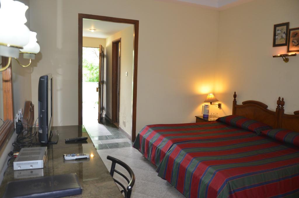 Hotel Bharatpur Ashok 외부 사진