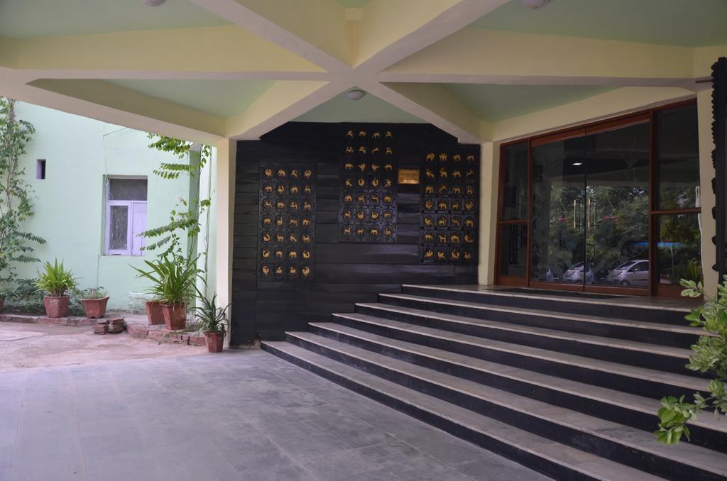 Hotel Bharatpur Ashok 외부 사진