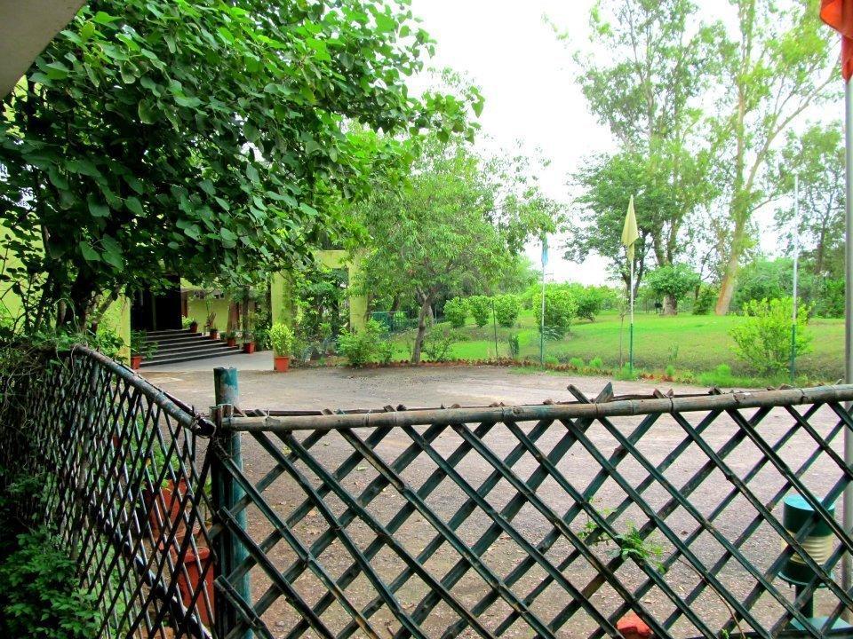 Hotel Bharatpur Ashok 외부 사진