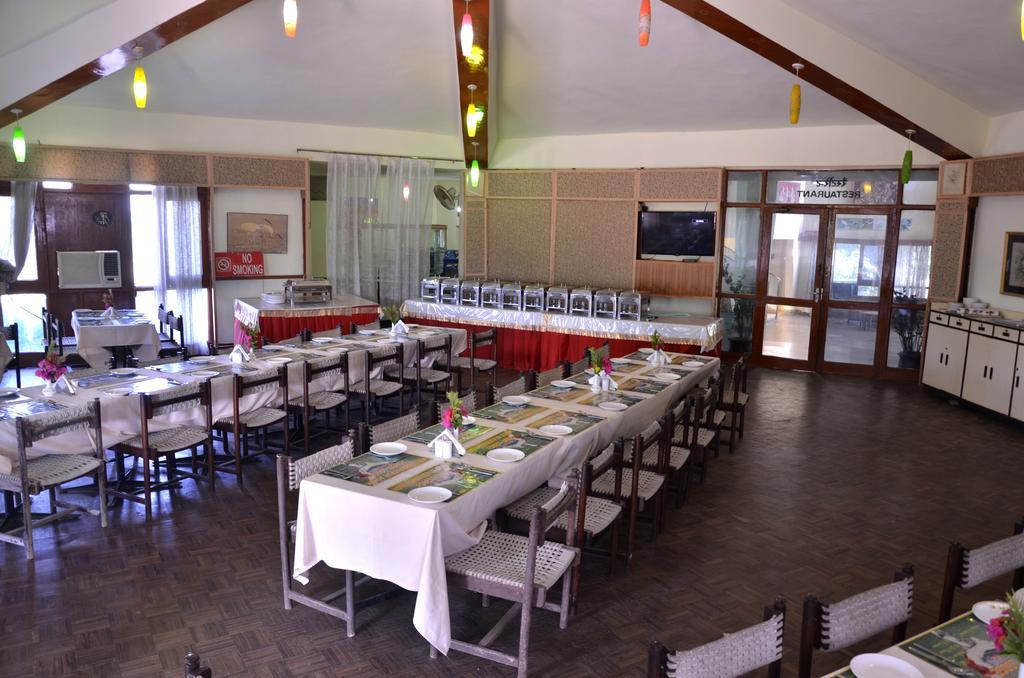Hotel Bharatpur Ashok 외부 사진