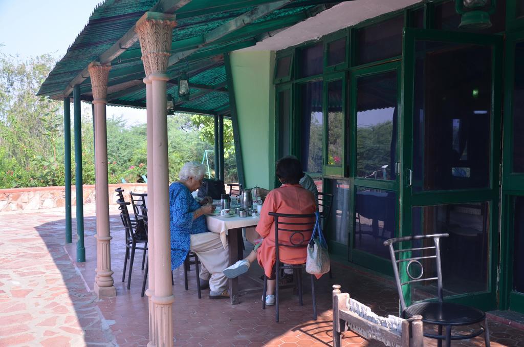 Hotel Bharatpur Ashok 외부 사진